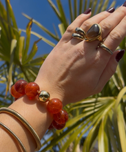 Afbeelding in Gallery-weergave laden, Camel Bracelet